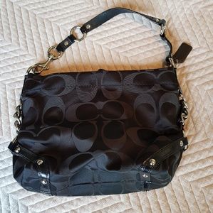 Coach Signature Carly Hobo